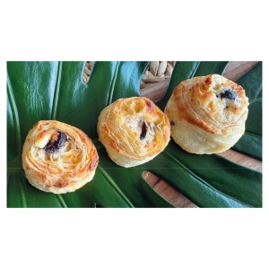 ROZISHKA mini feuilleté Fromage frais & Olives PS