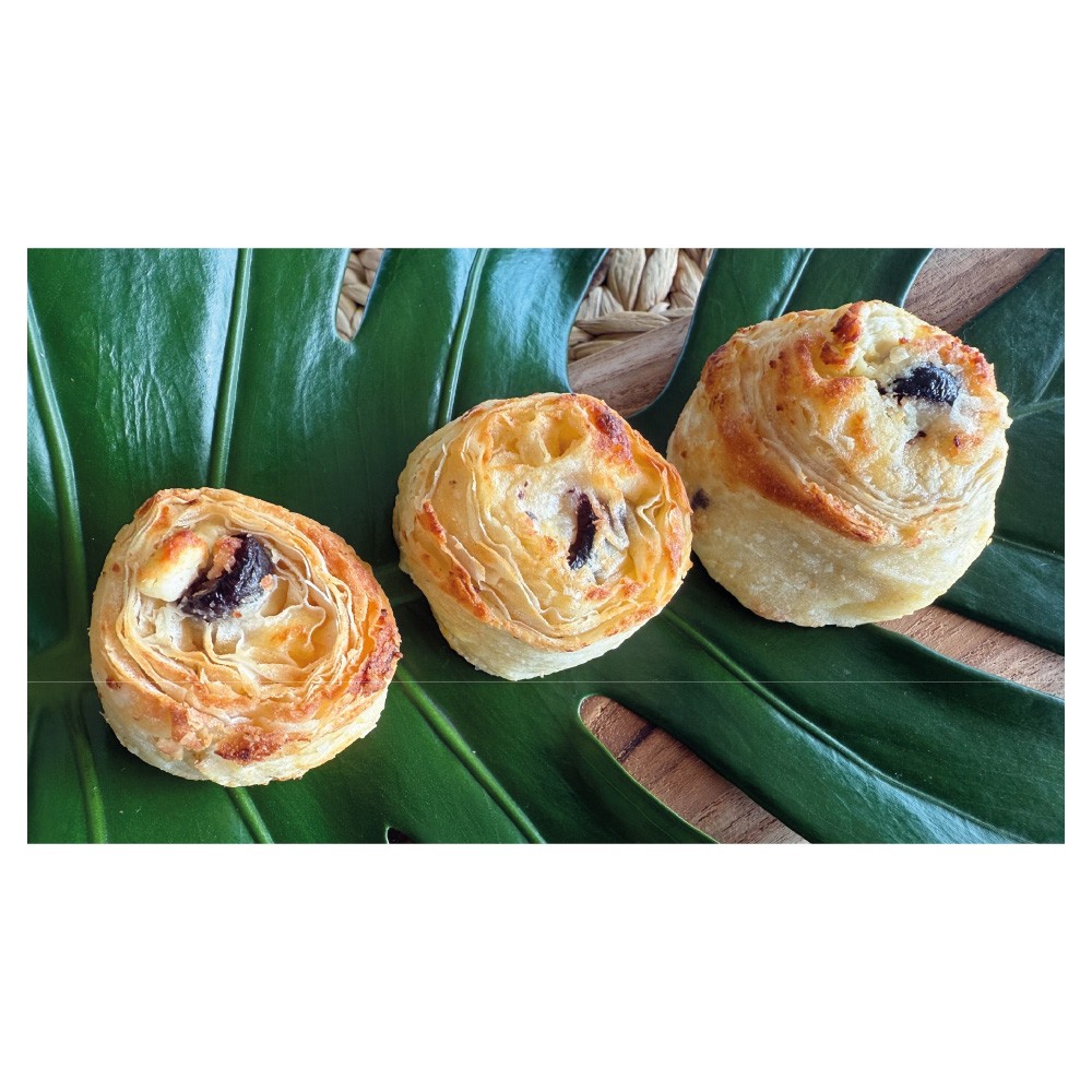 ROZISHKA mini feuilleté Fromage frais & Olives PS